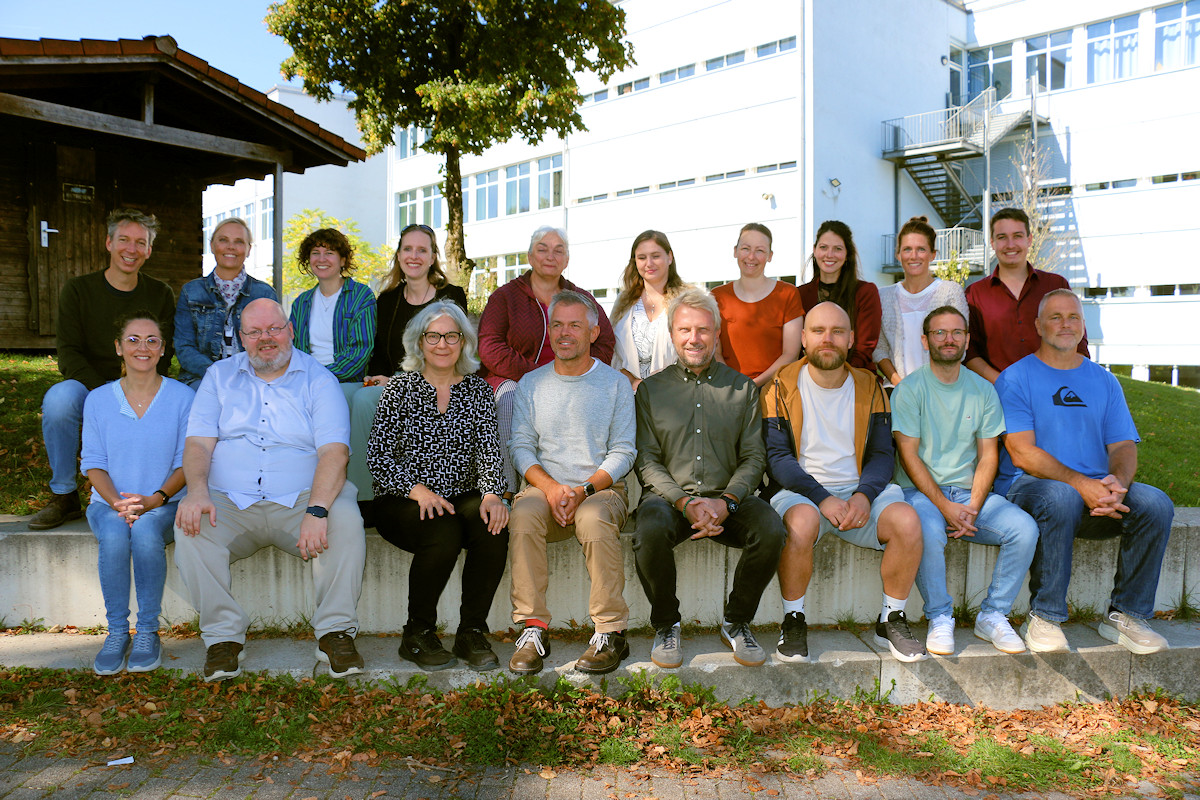 Die Lehrerinnen und Lehrer der Mittelschule Feldkirchen-Westerham freuen sich auf das Schuljahr 2026/2027. Die Lehrerinnen und Lehrer der Mittelschule Feldkirchen-Westerham freuen sich auf das Schuljahr 2026/2027.